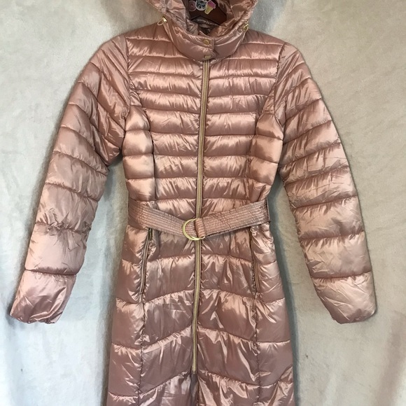 Cole Haan Signature pink metallic puffer jacket vegan “down” filled belted coat - Picture 2 of 16